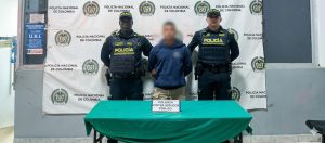 Capturan a motociclista tras agredir a agentes de tránsito frente al CAI Plaza de la Paz en Barranquilla 1 7f78d110 6251 4ca9 b40a d755dd5932f4