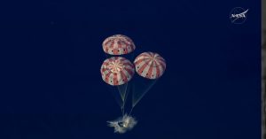Apollo 15 descends to splashdown 2