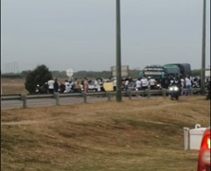 ¡Bloqueo total en la Vía al Mar! Cartagena amanece paralizada 2 d 14