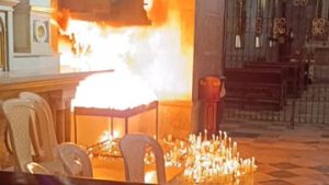 Incendio en la Catedral Basílica de Santa Marta durante Jueves Santo genera alarma 2 tvlyZi7d 1