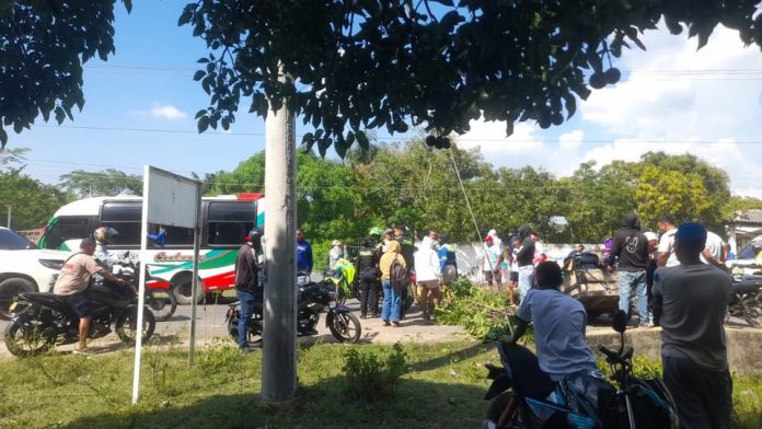 Bloqueada vía hacia Cascajal por protestas ante fallas en el servicio de energía