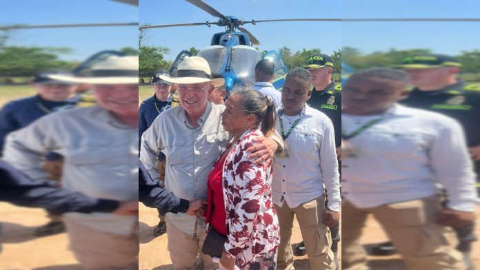 Álvaro Uribe llegó a Pivijay en medio de actividades políticas de apoyo a Paloma Valencia