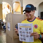 Alcalde Char ejerce su derecho al voto en primera vuelta presidencial 6 image00004