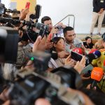Alcalde Char ejerce su derecho al voto en primera vuelta presidencial 3 image00007