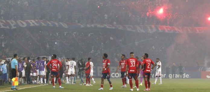 Conmebol castiga al DIM: perdió 3-0 ante Flamengo y jugará cinco partidos sin público