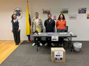 Colombianos en el exterior comenzaron a votar para elegir al próximo presidente 2 Elecciones exterior 1024x768 1