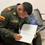 A sus 19 años, combina el servicio como auxiliar de policía con sus estudios para abrirse camino y brindar un mejor futuro a su familia 1 WhatsApp Image 2026 06 12 at 10.27.28 AM 3