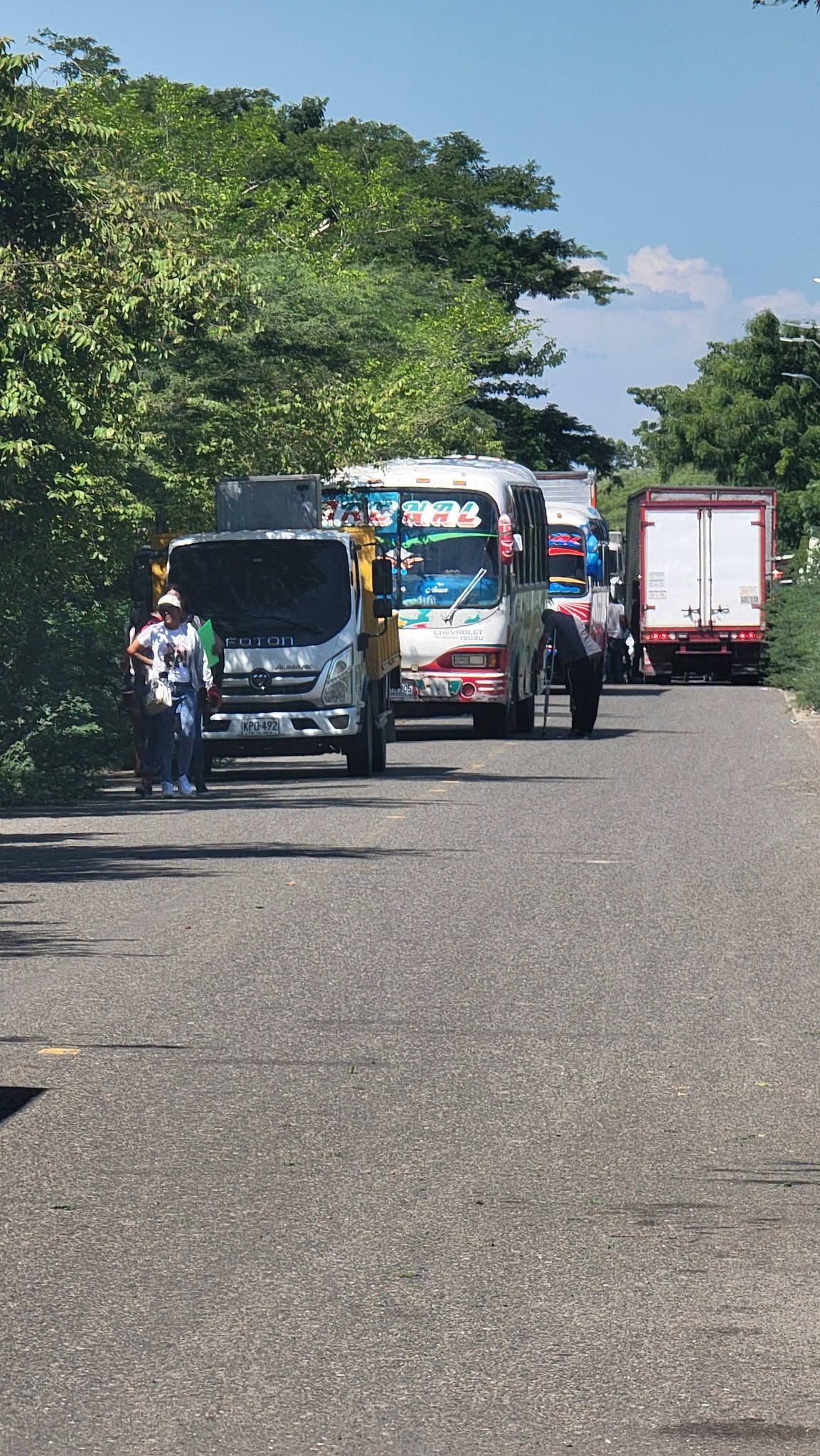 Pescadores bloquean el sector de Las Compuertas en el embalse del Guájaro por trabajos de limpieza 8 757937317 1021619494116135 8021448513939690268 n