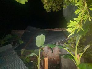 Fuerte vendaval causa daños en viviendas y deja sin energía a comunidad de Los Cocos 2 772685917 1379542930171623 2554200738315538858 n