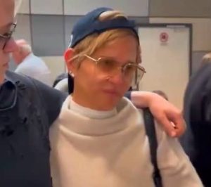 Verónica Alcocer llegó a Suecia y las preguntas sobre los audios también la esperaban en el aeropuerto 3 b9b23651 9043 4091 8daf 11790ccb38ab