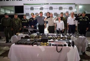 De La Espriella llega a Santa Marta tras operativo contra las ACSN 3 81968939 0584 45ed 8de7 bf322d6a1ee7
