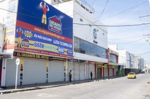 Negocios cerrados en Santa Marta tras la violencia 0