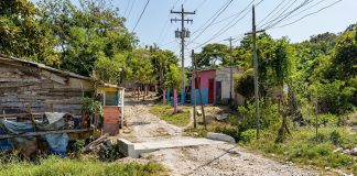 Ataque sicarial en La Esmeralda deja tres heridos: una joven de 21 años y dos adolescentes
