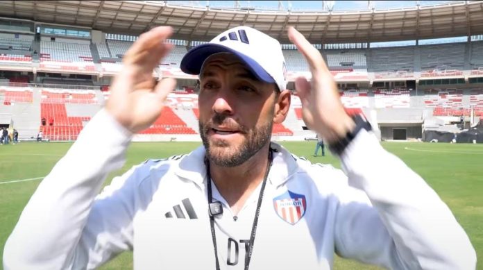 Con Viera, Junior tampoco funciona