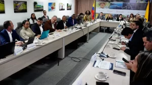 Buenaventura frena cobro a camiones y anuncia reactivación de obras en la vía Buga-Buenaventura 1 New Project 2026 10 14T135011.651 1024x576 1