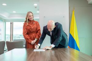 Carlos Eduardo Cabas Rodgers, nuevo secretario general de Findeter 1 Tejada y Carlos Eduardo Cabas Rodgers 2